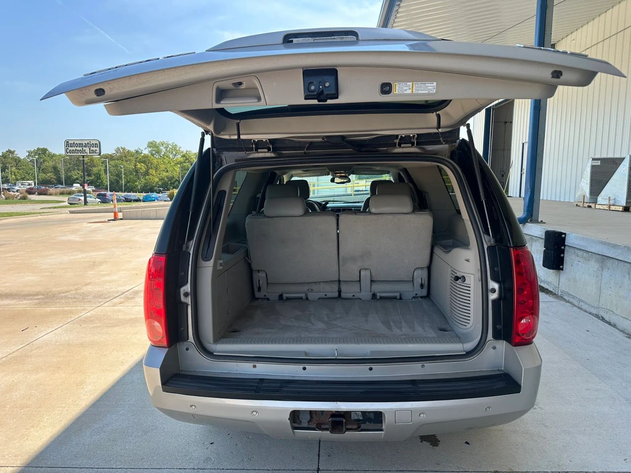 gmc yukon xl 2009 1GKFK36359J101666 image gmc yukon xl 2009 1GKFK36359J101666 image